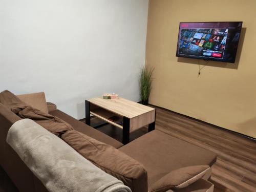 Bakonykoppany House | Zo. Low Budget House