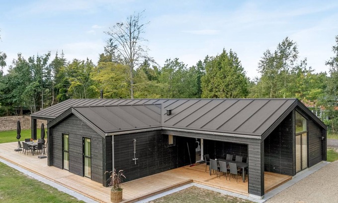 Hou House | "Zoya" - from the sea by Interhome