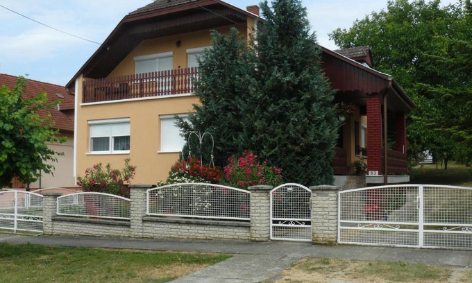 Zalakaros Apartment | Zsuzsi Apartman