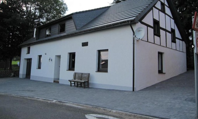 Herresbach House | Zur alten schule