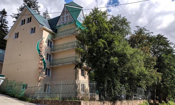 Dombay Hotel | Zvezdniy