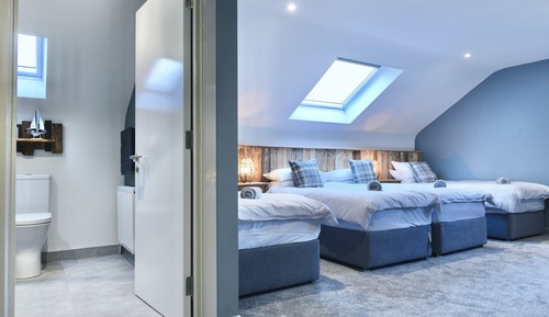 Classic Quadruple Room