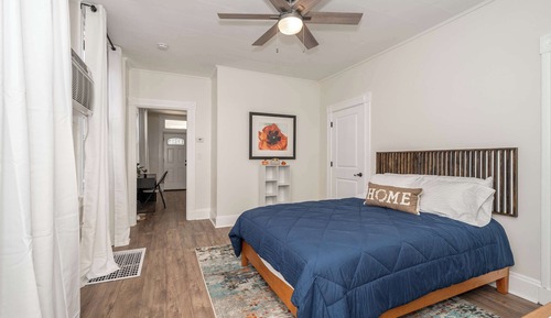 Condo, 1 Queen Bed, Kitchen