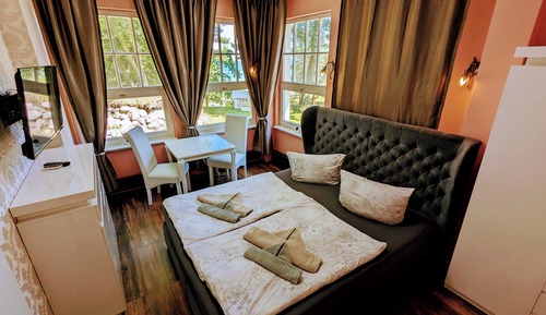 Deluxe Suite, 1 Bedroom, Refrigerator, Sea View