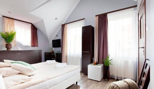 Classic Triple Room