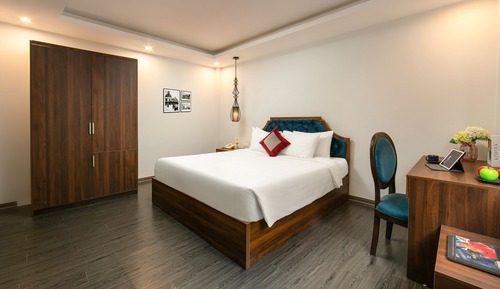 Deluxe Double Room, City View