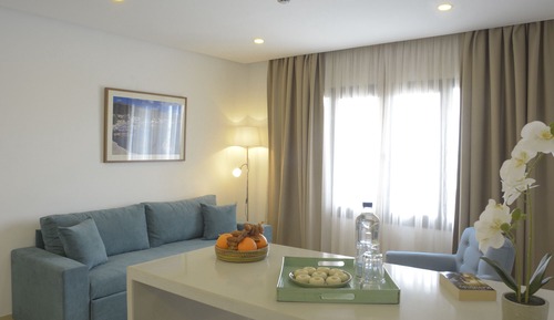 Executive Studio Suite
