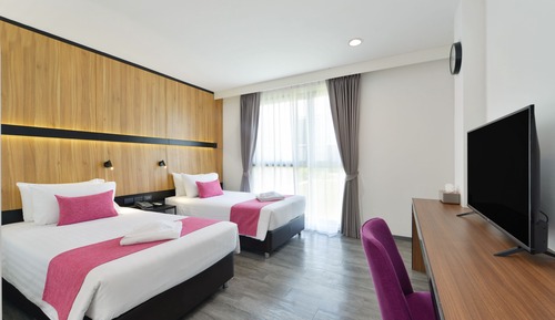 Deluxe Twin Room