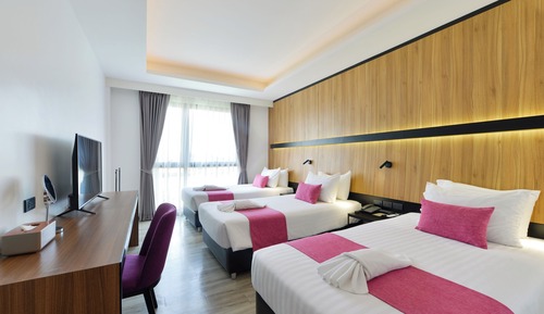 Deluxe Triple Room