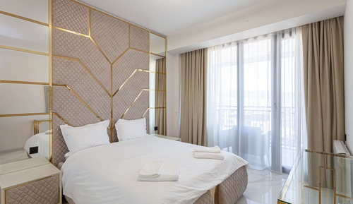 Luxury Apartment