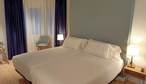 City Studio, 1 Bedroom, Balcony (3 People)