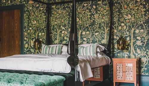 Honeymoon Suite