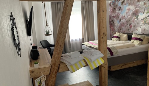 Junior Studio Suite