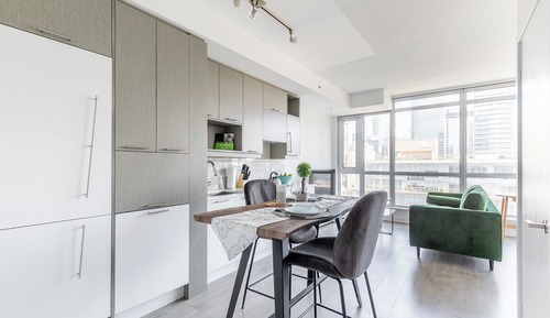 Business Studio Suite, 1 Bedroom, Balcony