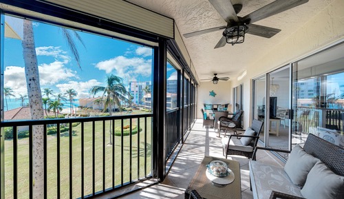 Condo, 2 Bedrooms