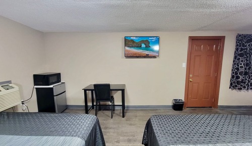 Deluxe ADA Double Bed (2 Queen)