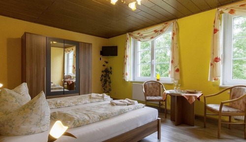 Classic Double Room