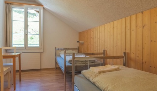 Double Room with Shower/Washbasin