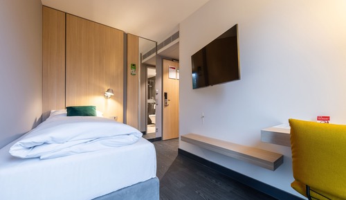 Superior Single Room