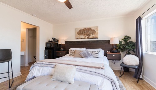 Room 2 - King Room