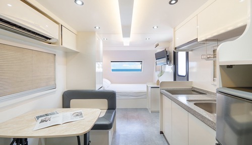 Basic Room, 1 Bedroom (Sinhyeonglyeogsyeori05(Ocean View))