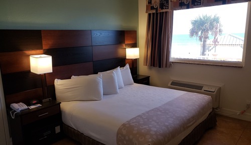Standard Room, 1 King Bed, Accessible, Ocean View