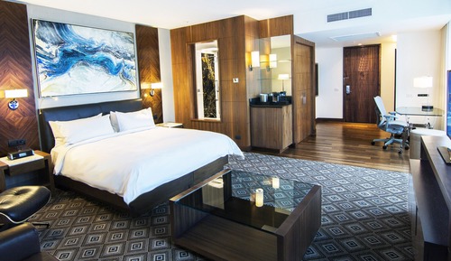 Junior Suite, 1 King Bed