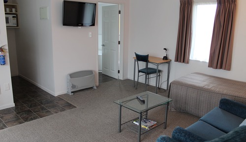 Deluxe One Bedroom