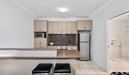 Deluxe One Bedroom Apartment
