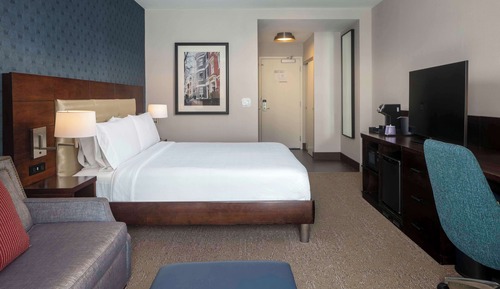 Deluxe Room, 1 King Bed