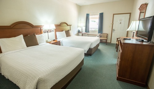 Deluxe Room, 2 Queen Beds, Non Smoking