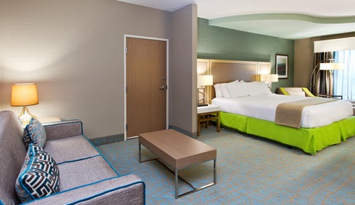Suite, 1 King Bed with Sofa bed, Accessible (Mobility, Accessible Tub)