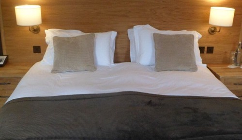 Standard Double Room, Ensuite (Piddle)