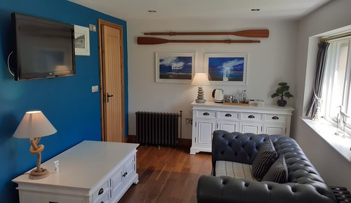 Suite, Ensuite (Winterbourne)
