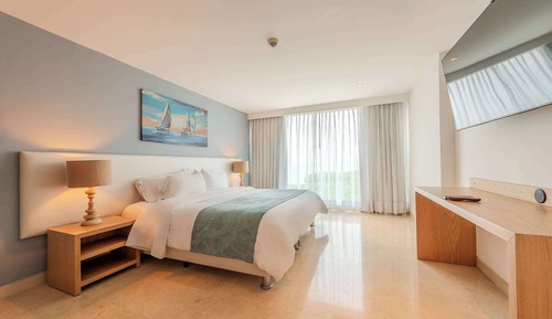 Suite, Multiple Beds, Non Smoking