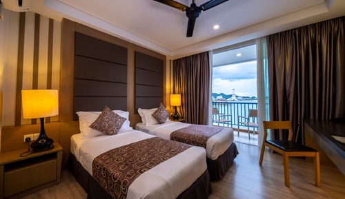 Executive Deluxe, Sea View