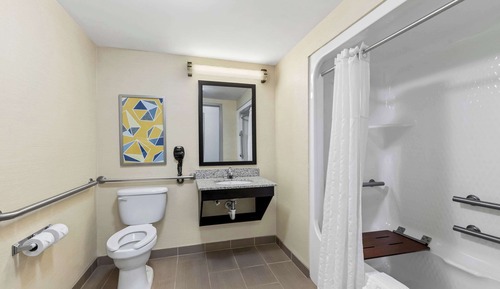 Room, 1 King Bed, Accessible, Non Smoking