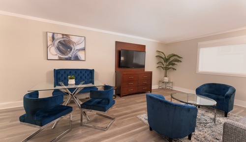 Signature Suite