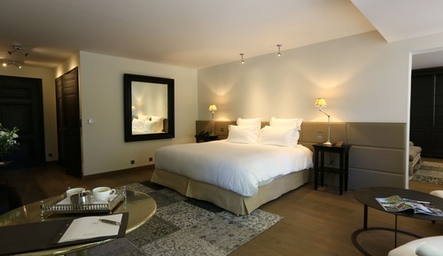 Prestige Suite