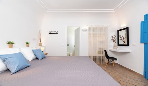 Deluxe Double Room with Pool View