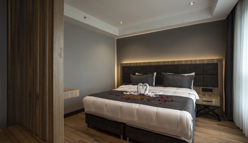 Superior Suite, City View