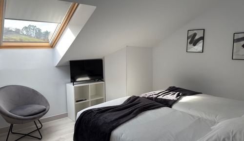 Classic Double Room, Private Bathroom (ático)