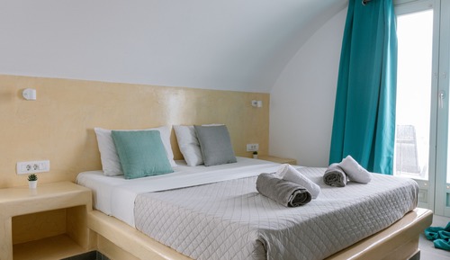 Deluxe Triple Room, Multiple Beds, Non Smoking