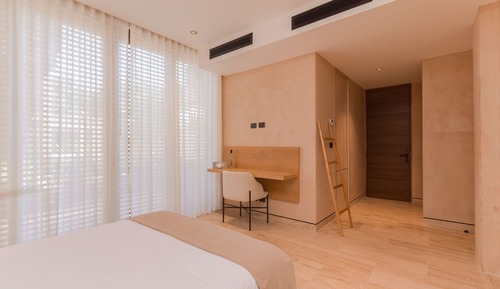 Premier Apartment
