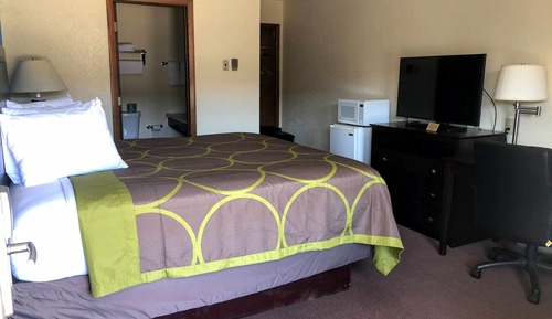 Deluxe Room, 1 King Bed