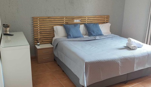 Standard Double Room, 1 Queen Bed