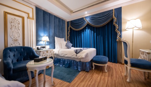 Economy Room