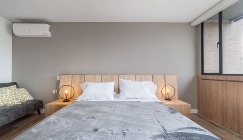Studio Suite (1019)