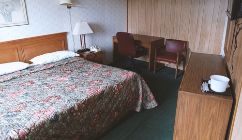 Business Studio Suite, 1 King Bed, Non Smoking