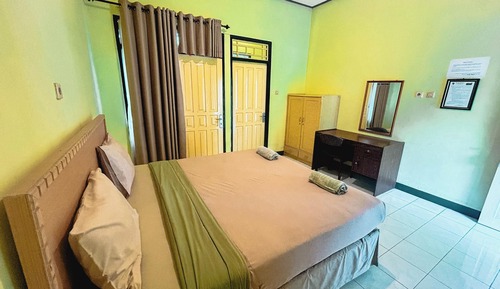 Standard Double Room No Heater Water